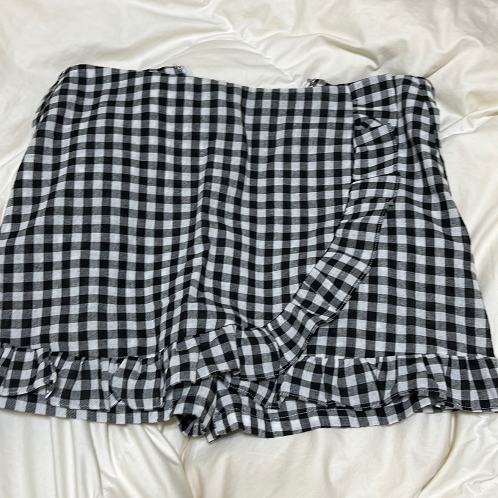Black gingham skirt